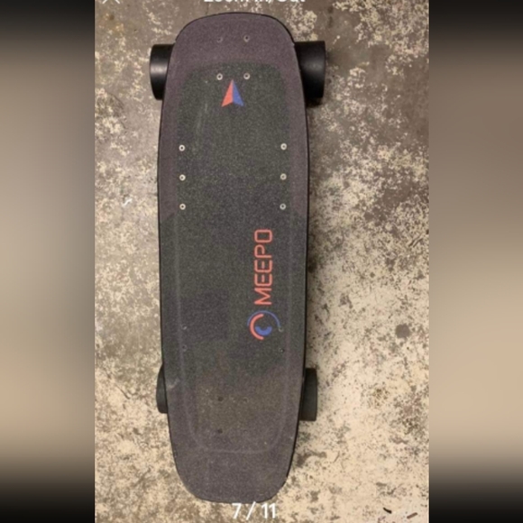 Meepo mini two with two batteries one brand new - Picture 2 of 3